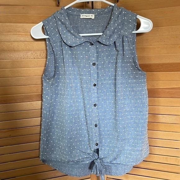 Ginger G button down size Medium - Picture 1 of 8